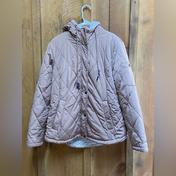 Free Country Jackets & Blazers - Free Country Quilted Jacket L Pink Hood Sherpa Zip Button Pockets
